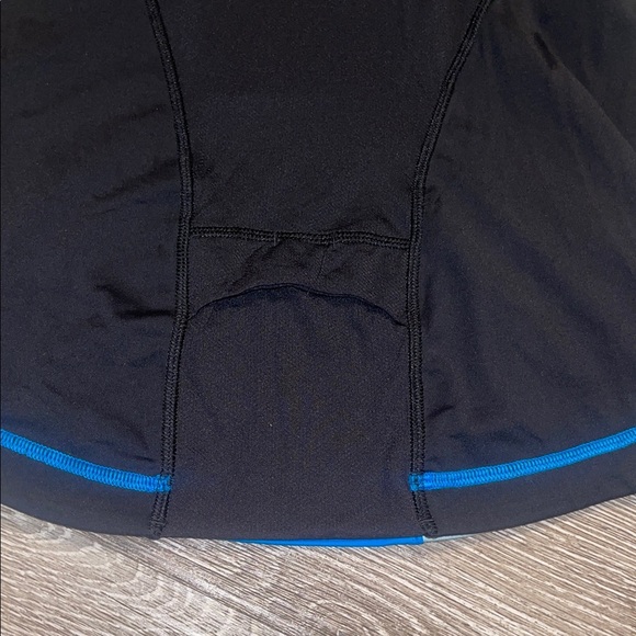 Lululemon Cardio Kick Tank workout shirt size 10 blue and black yoga running - Picture 3 of 7